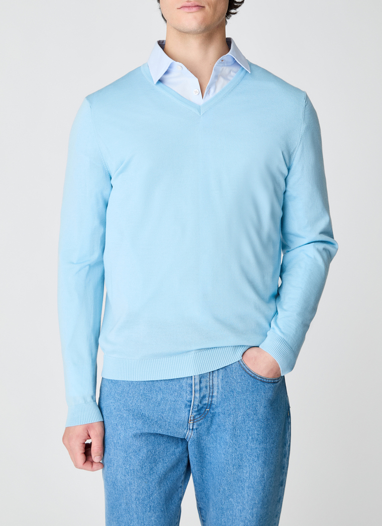 V-PulloverStream Frontansicht