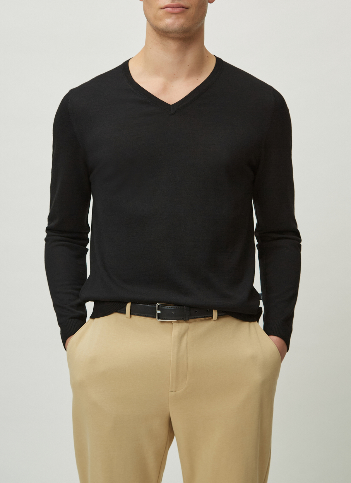 Pullover V-Ausschnitt 1/1 Arm, Black Frontansicht