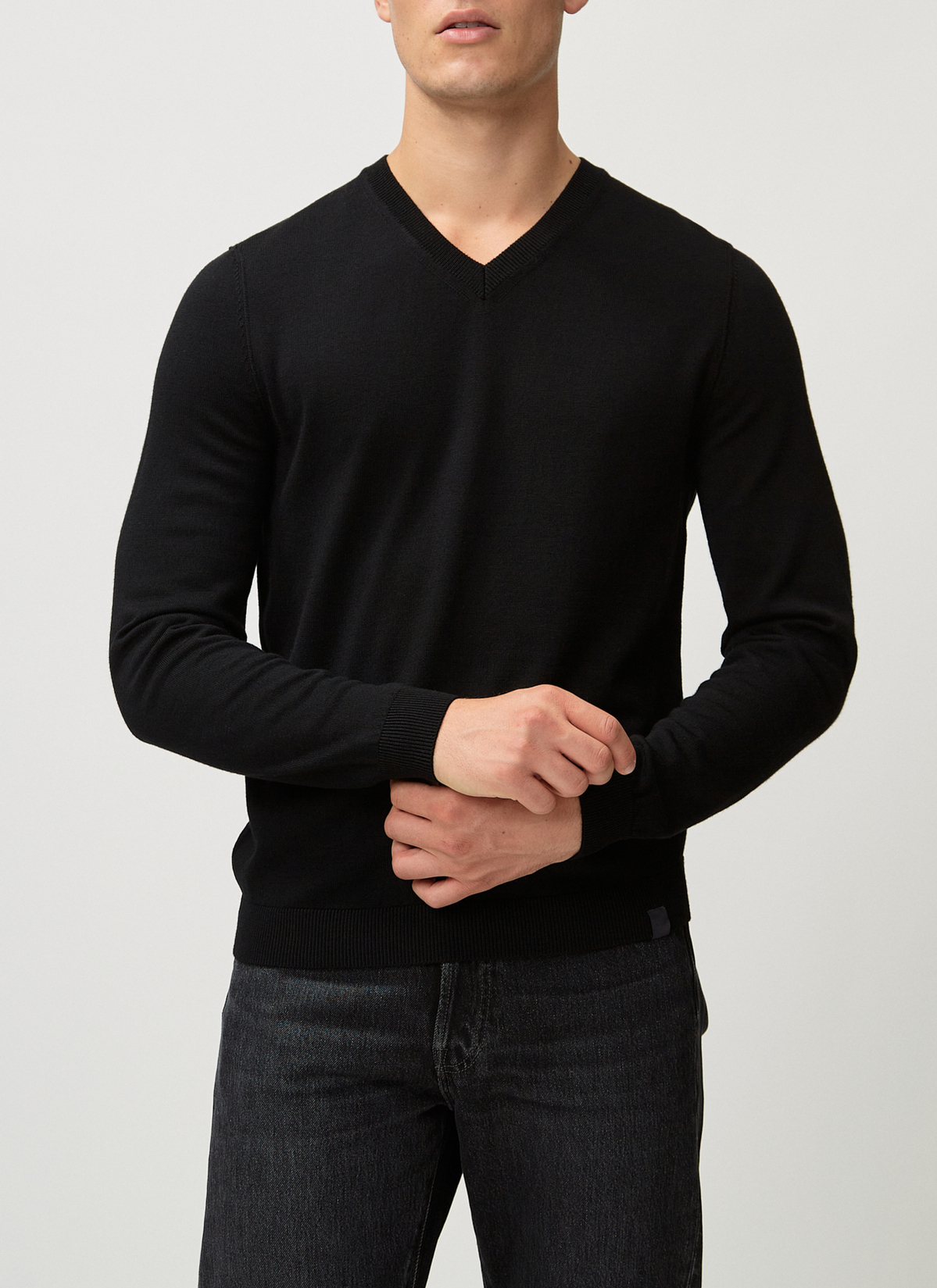 Pullover V-Ausschnitt 1/1 Arm, Black Frontansicht