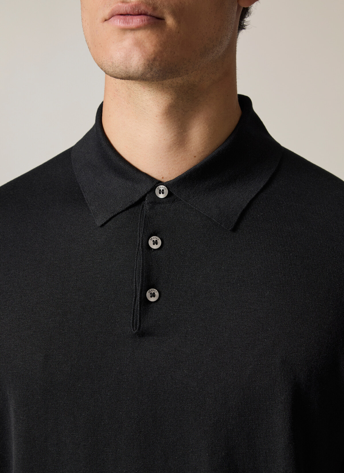 Pullover Polokragen Knopf 1/1 Arm, Black Detailansicht 2