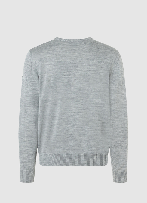Pullover width=