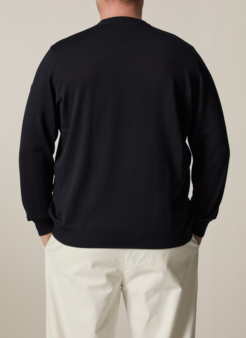 Pullover width=