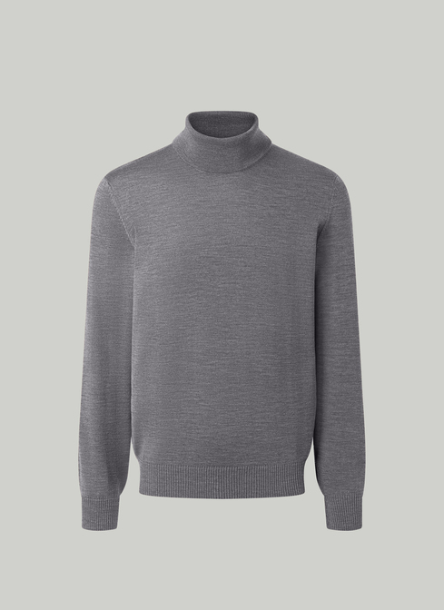 Pullover width=