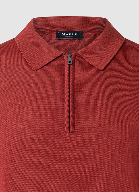 Pullover width=