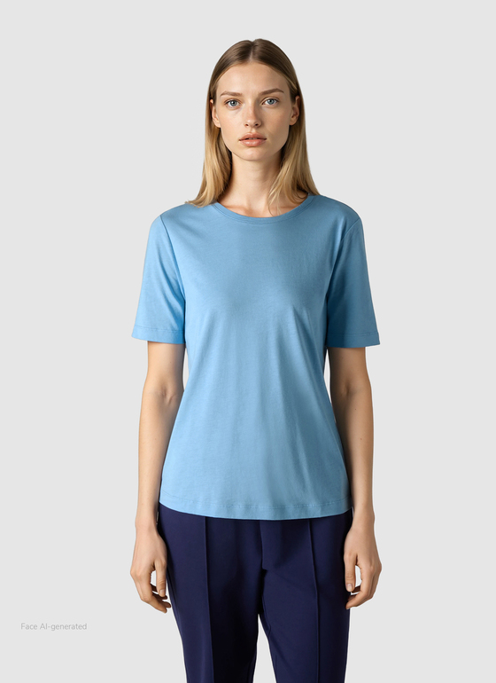 Rundhals T-Shirt Endless Sky Frontansicht