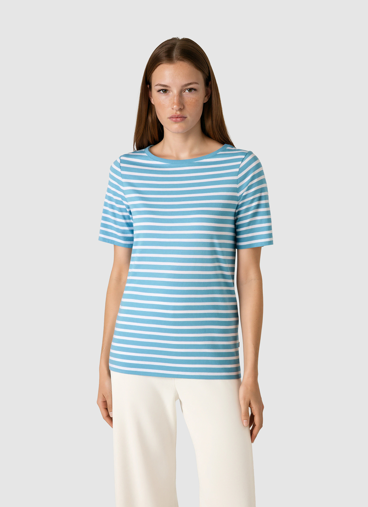 T-Shirt Rundhals 1/2 Arm, Delphinium Blue Frontansicht