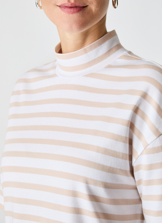 T-Shirt 1/2 Arm Sand Frontansicht