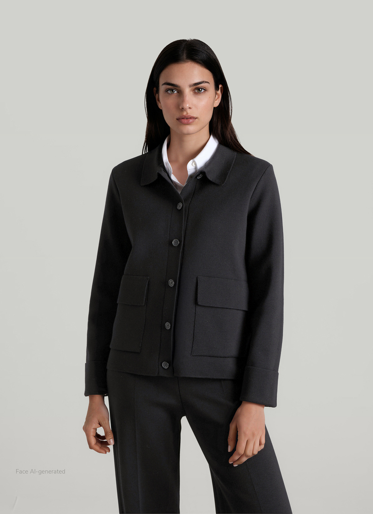 StrickjackeBlack Frontansicht
