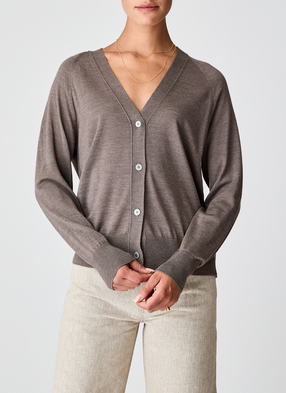 Strick Cardigan 1/1 Arm Hardwood Frontansicht