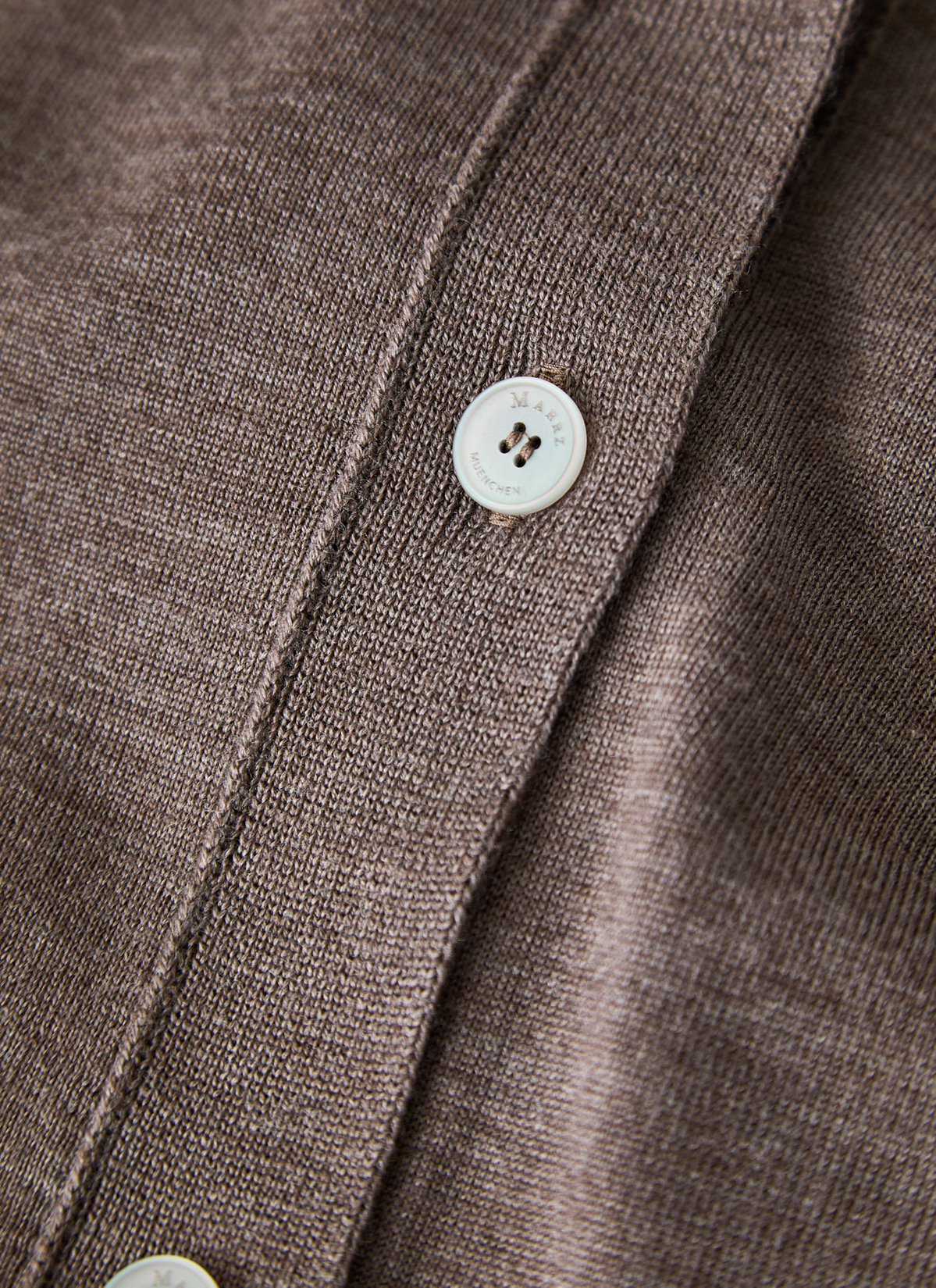 Strick Cardigan 1/1 Arm, Hardwood 