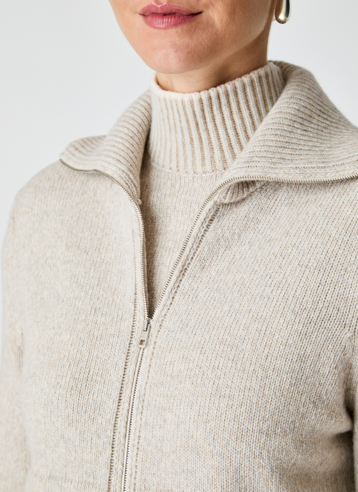 Strickjacke Zip 1/1 Arm, Gravel Path Detailansicht 2