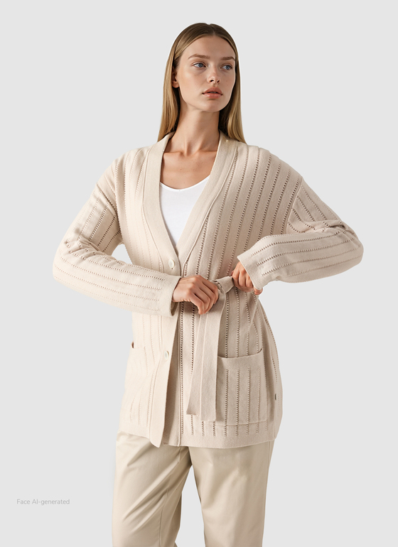 Strick Mantel French Oak Frontansicht