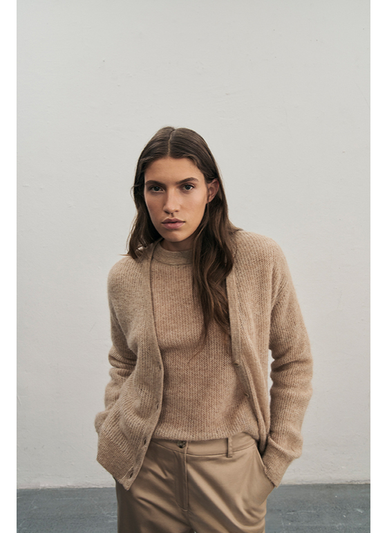 Strick Cardigan 1/1 Arm Sesame Frontansicht
