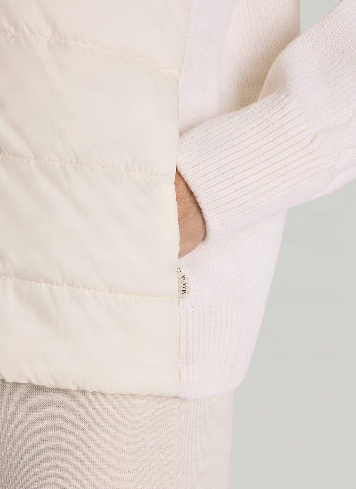 Strickjacke 1/1 Arm, New White Detailansicht 1