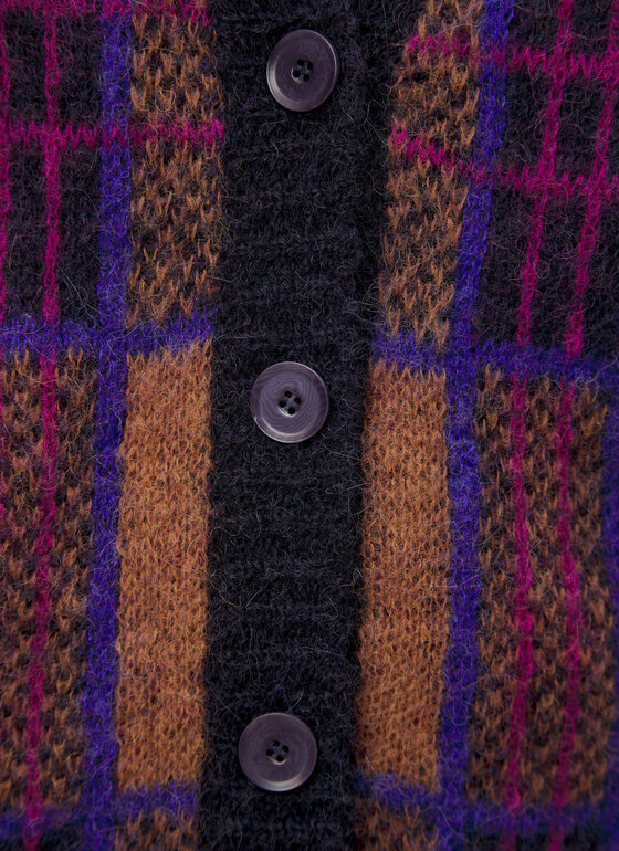 Strickjacke 1/1 Arm Aubergine Frontansicht