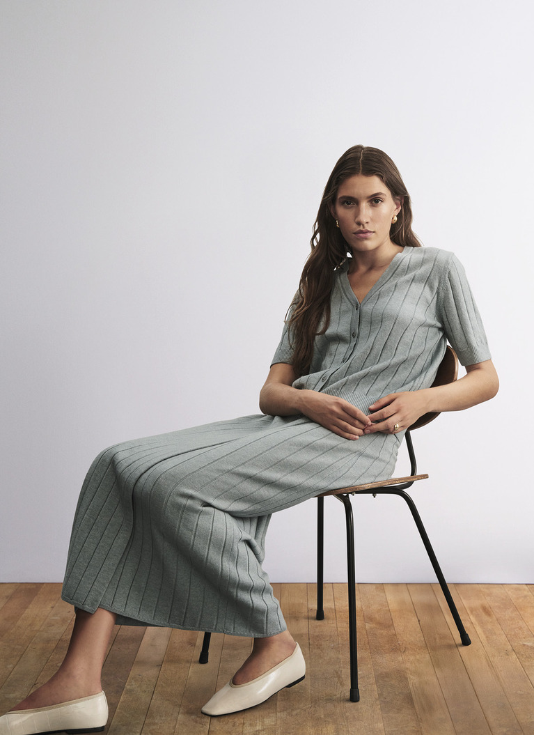 StrickjackeLake Blue Frontansicht