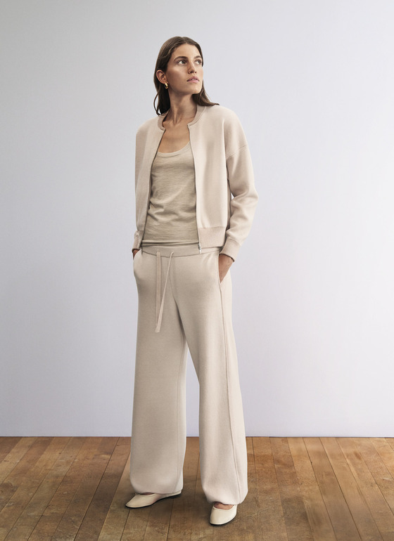 Hose Sand Frontansicht