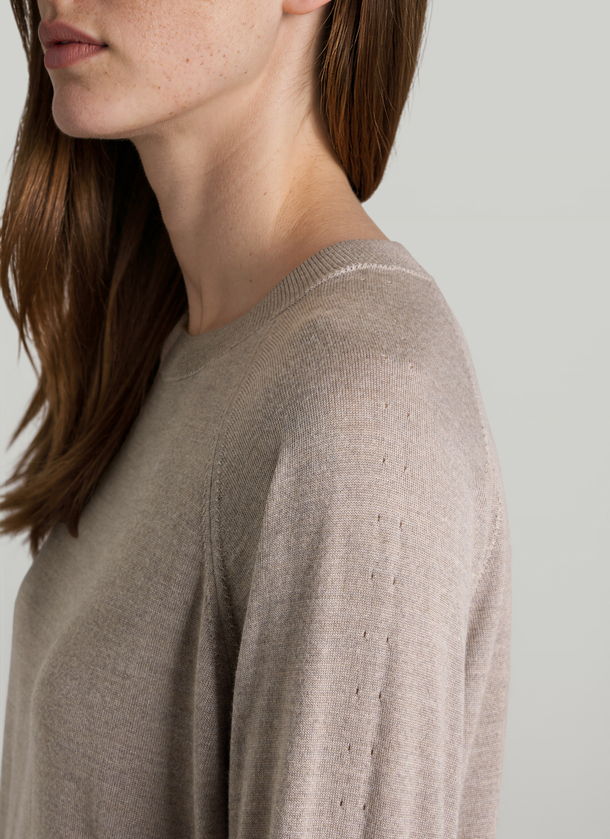 Pullover Rundhals 1/1 Arm, Taupe Grey Detailansicht 1