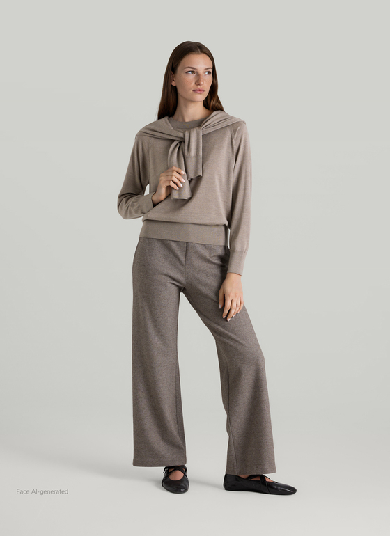 Pullover Rundhals 1/1 Arm Taupe Grey Frontansicht