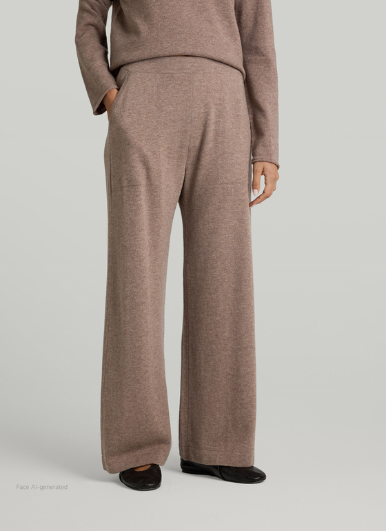 Hose Taupe Grey Frontansicht