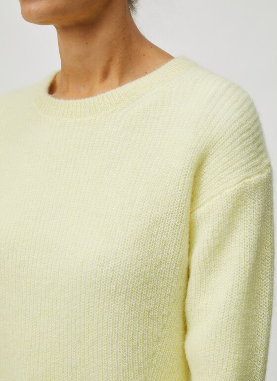 Pullover Rundhals 1/1 Arm Light Yellow Frontansicht