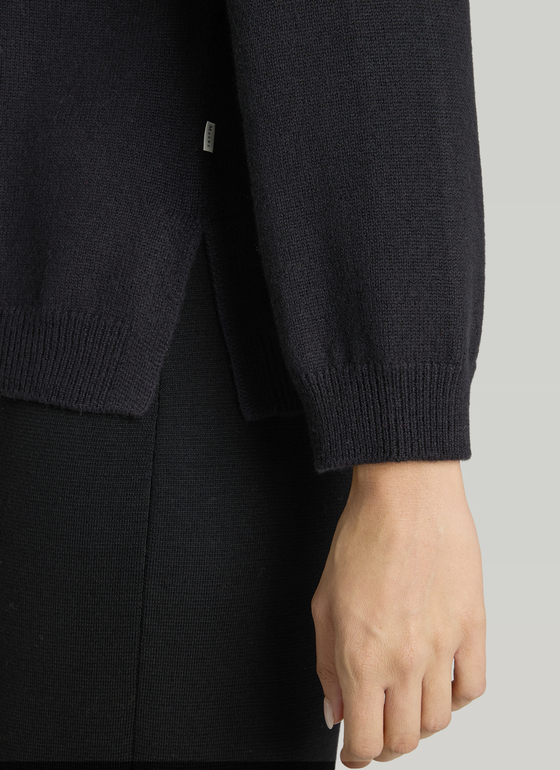 Pullover Rundhals 1/1 Arm Black Frontansicht