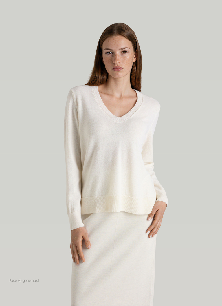 V-PulloverNew White Frontansicht
