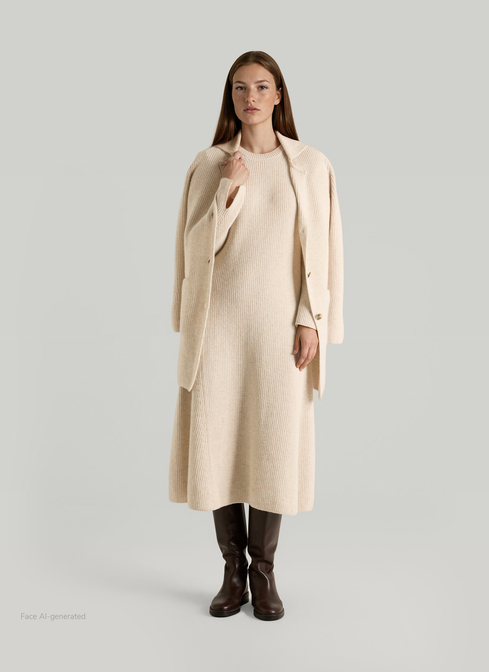 Kleid width=