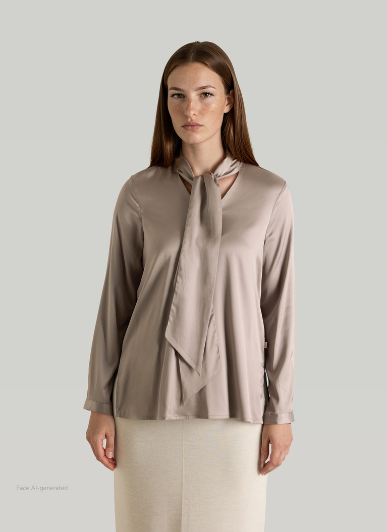 BluseTaupe Grey Frontansicht