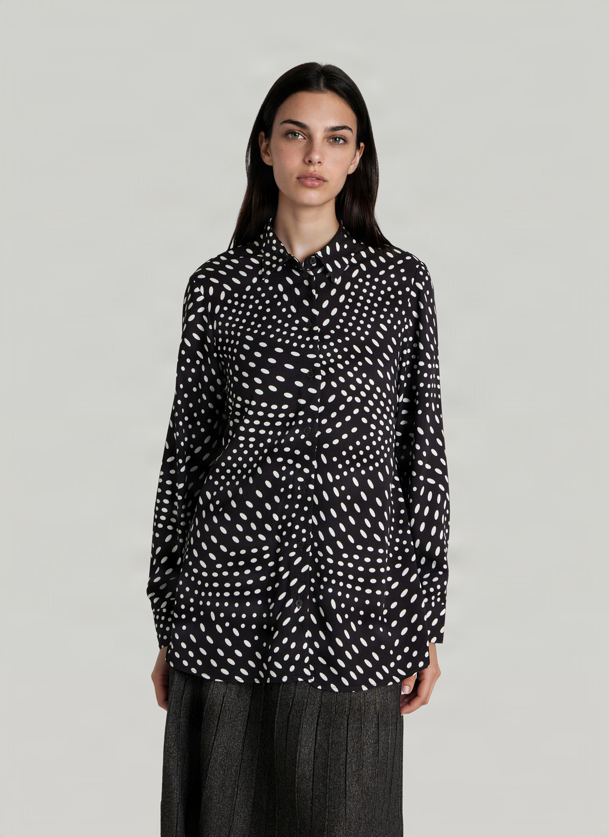 Bluse 1/1 Arm, Black Frontansicht